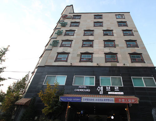 Cherbourg Hotel Cheonan Bagian luar foto