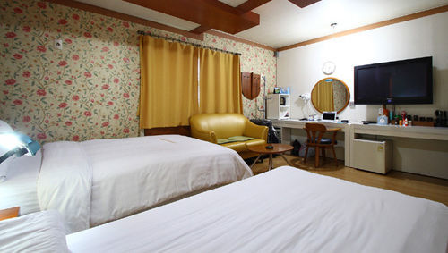 Cherbourg Hotel Cheonan Bagian luar foto